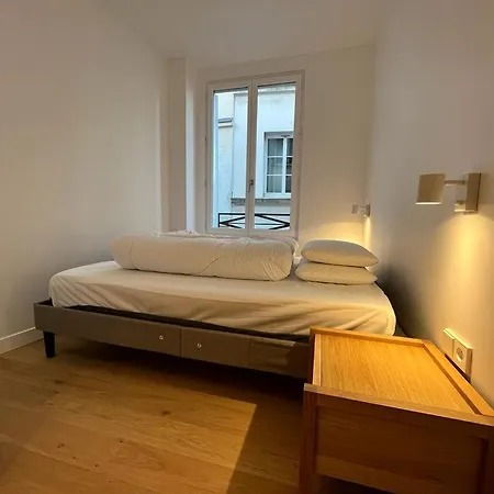 Design 6pers Pantheon Par Askmefrance Apartment Paris